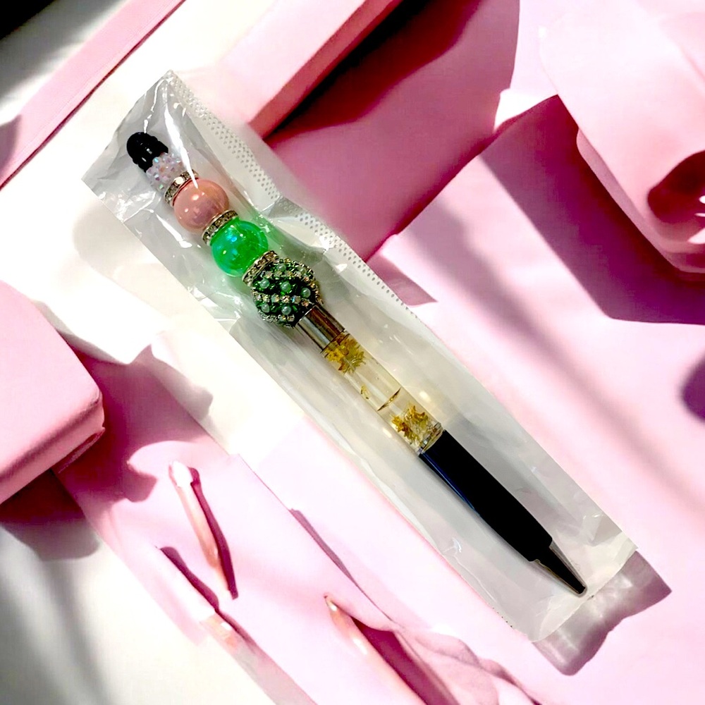 Beaded Pen Colorful in Pink & green design elegance. - Picture 8 of 8